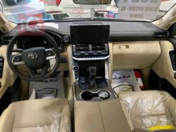 تۆیۆتا لاند کروزەر
